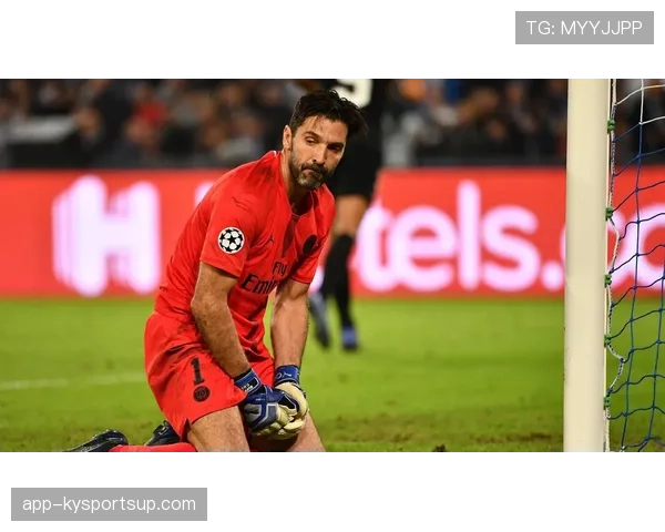 37岁布冯连续关键战首发，如何以出球能力主导防线节奏？