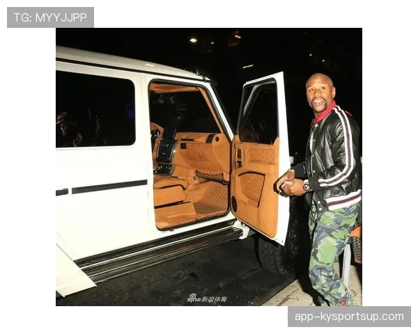 梅威瑟又换豪车了，光这停车费我都看懵了！